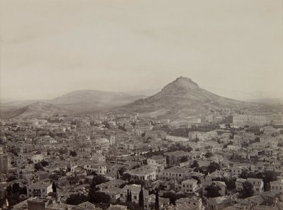 Uitzicht op Athene vanaf de Akropolis met Lycabettus-heuvel op de achtergrond door Francis Frith